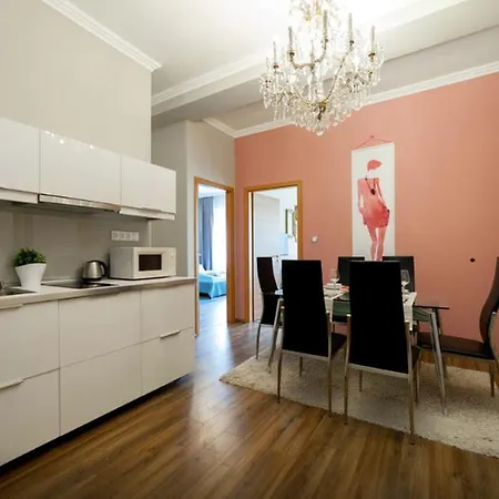 Art Deco Szerb Utca Apartament *