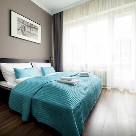 Art Deco Szerb Utca